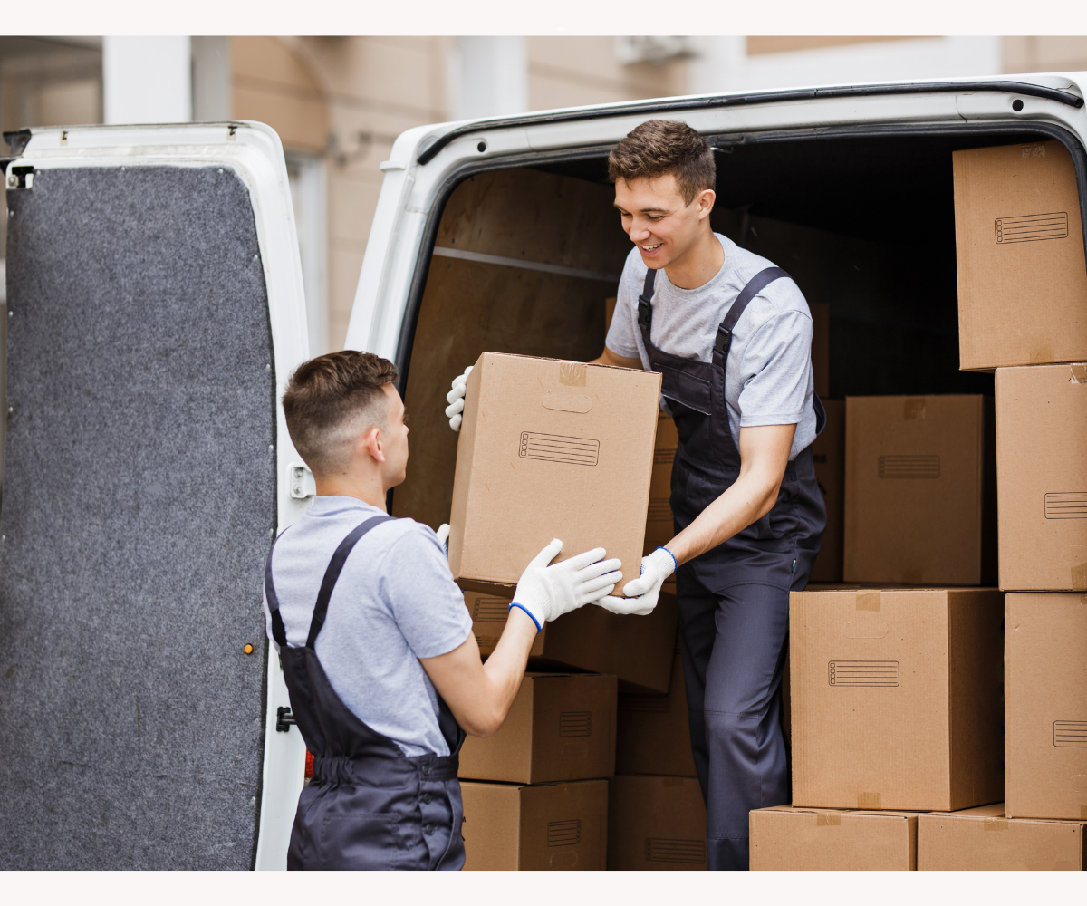 نقل الأثاث داخل الرياض بدون تلف أو خسائر